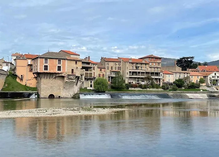 Auberge De Jeunesse Hi Millau La Maladrerie